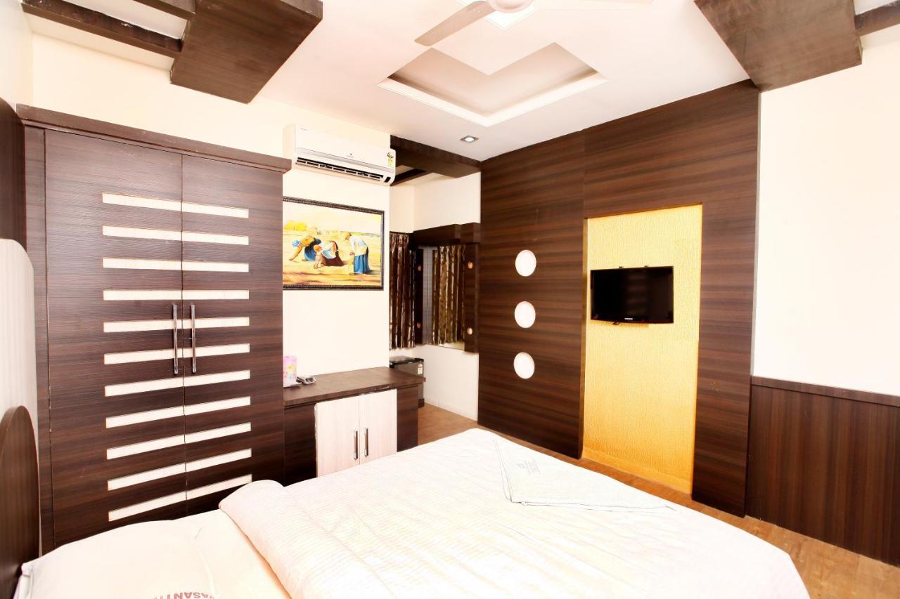 Hotel Vasantham 코임바토르 외부 사진